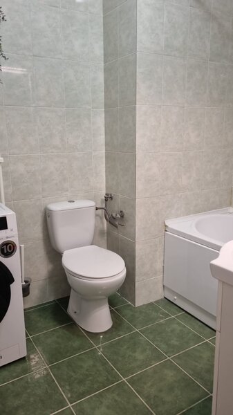 Bucur Obor , 2 minute metrou