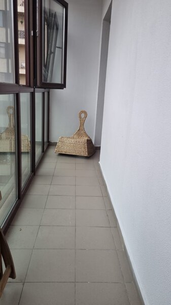 Bucur Obor , 2 minute metrou