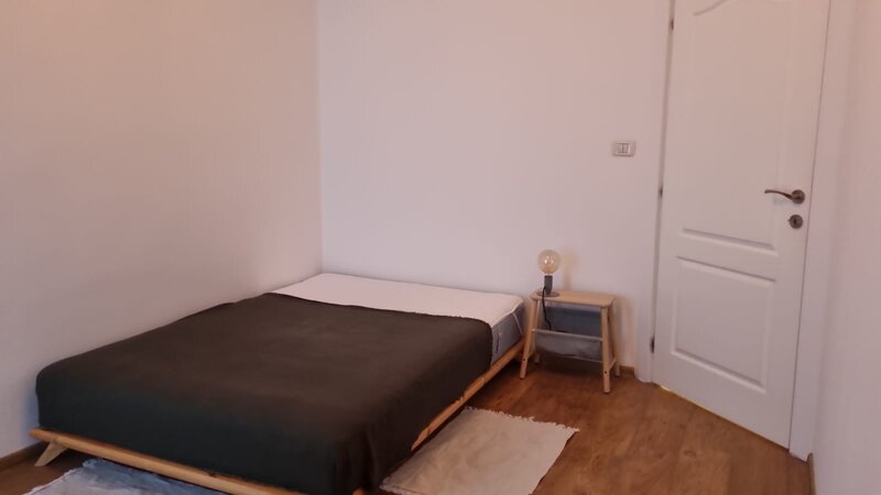 Bucur Obor , 2 minute metrou